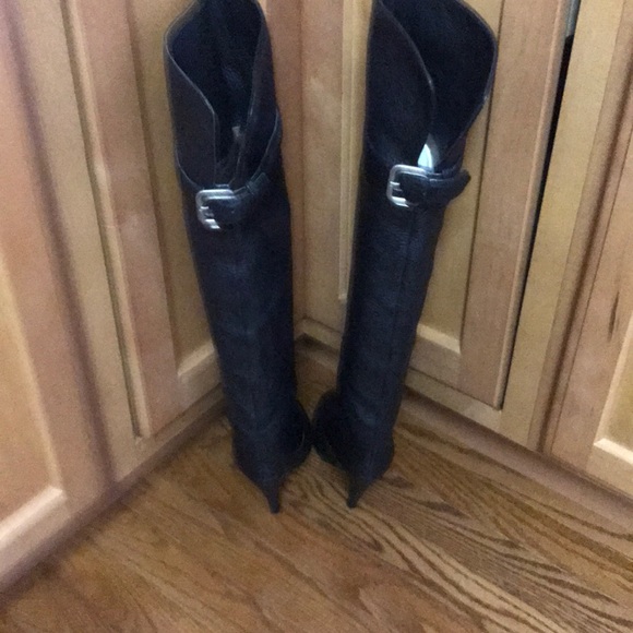 Kathryn Amberleigh OTK BOOTS - Picture 5 of 8